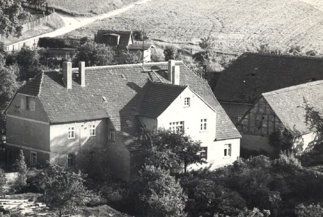 1_elternhaus_in_schonburg.jpg